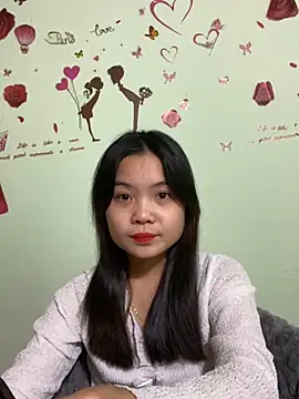 Maeve2k5 online show from December 25, 2024, 3:38 pm