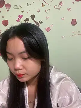 Maeve2k5 online show from December 27, 2024, 12:23 pm