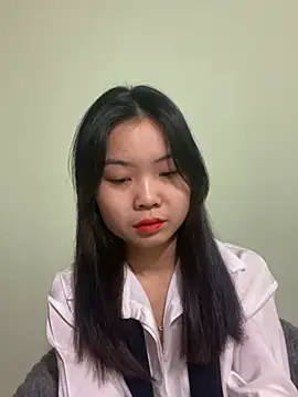 Maeve2k5 online show from January 8, 2025, 12:38 am