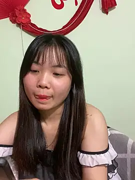 Maeve2k5 online show from February 19, 2025, 4:11 pm