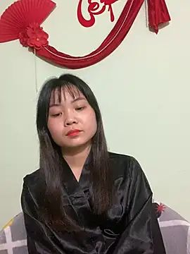 Maeve2k5 online show from March 4, 2025, 4:49 am