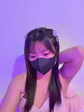 Maeve2k5 online show from September 15, 2025, 9:26 pm