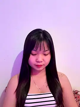 Maeve2k5 online show from November 14, 2025, 12:48 pm