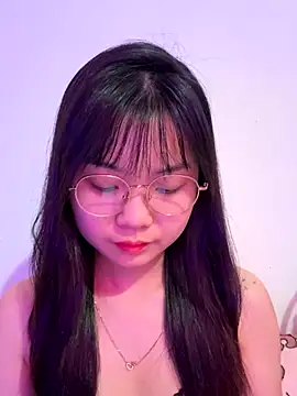 Maeve2k5 online show from December 3, 2025, 12:51 am