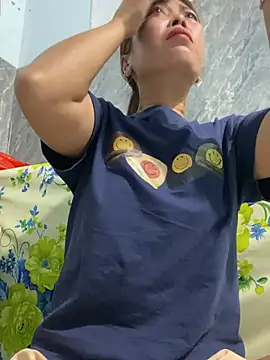 Linaannn online show from February 22, 2026, 11:58 pm