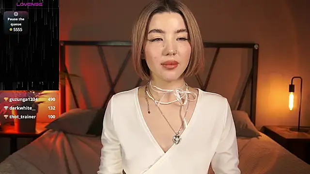 LindaThacker online show from January 15, 2025, 11:10 am