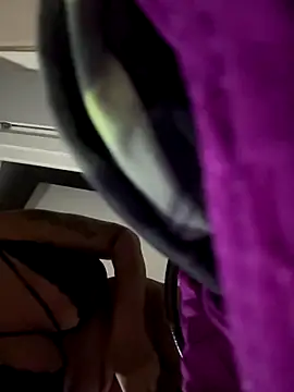 Biabiahh online show from December 4, 2025, 2:54 am