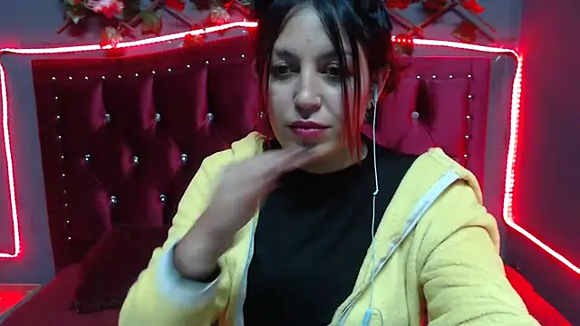 Melani cute02 online show from January 22, 2025, 11:12 am