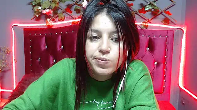 Melani cute02 online show from February 5, 2025, 1:04 am