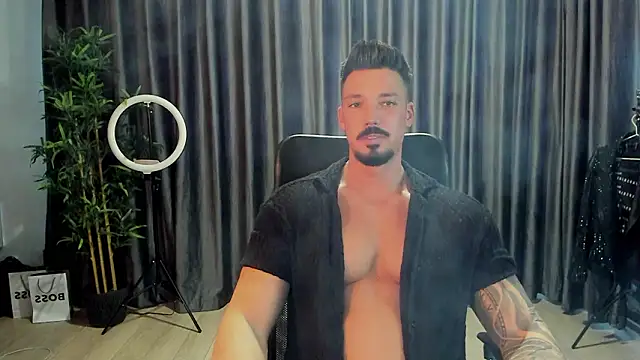 HaydenSpearss online show from February 3, 2026, 1:27 pm