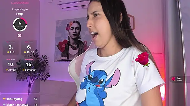 Snapshot of aleja_rythm chatting on February 4, 2025, 11:27 pm aleja rythm online show from February 4, 2025, 11:27 pm