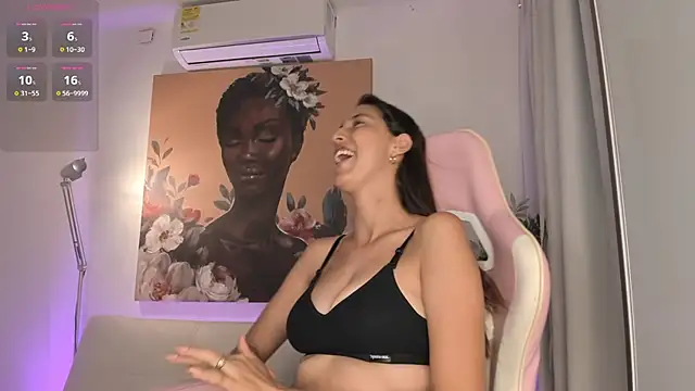 Snapshot of aleja_rythm chatting on March 22, 2025, 11:31 pm aleja rythm online show from March 22, 2025, 11:31 pm