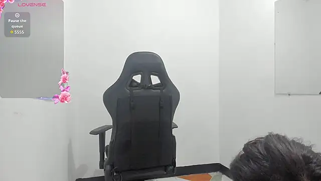 avatomas 02 online show from September 17, 2025, 4:36 am