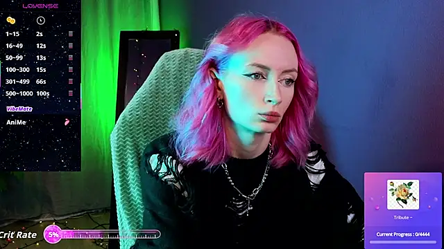  HelenCarter online show from April 7, 2026, 9:04 pm