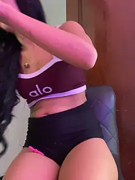 Lina10 online show from April 12, 2026, 9:31 pm