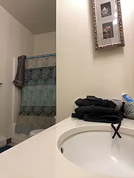 MrChuckDailyXXX online show from December 10, 2024, 11:08 pm