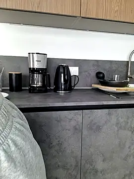 EileX official online show from March 20, 2026, 8:30 am