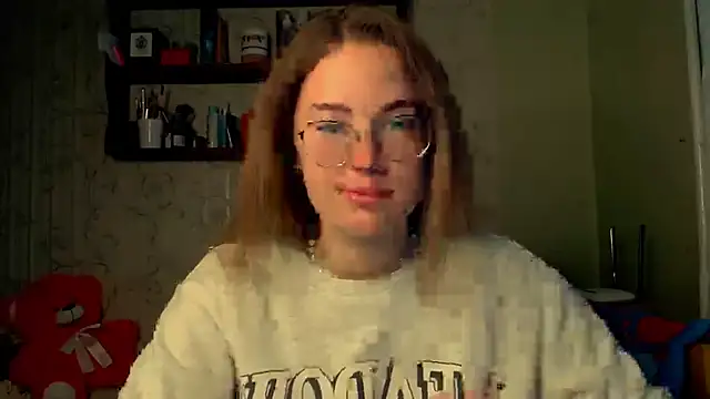 Snapshot of luxie_milady chatting on October 4, 2025, 3:54 pm luxie milady online show from October 4, 2025, 3:54 pm