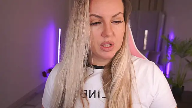 KiraCandyS online show from January 23, 2025, 8:56 pm