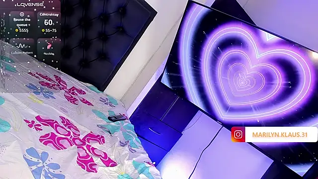 Maryonthemoon online show from September 20, 2025, 4:13 am