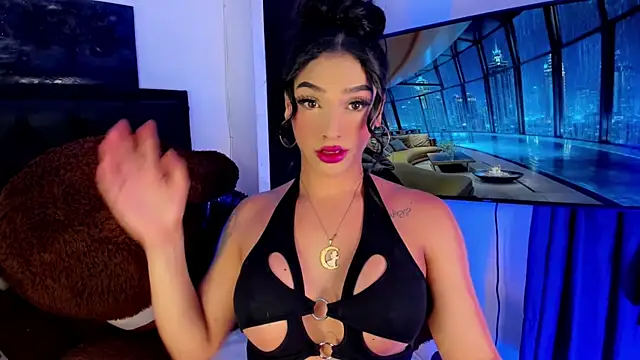 Maryonthemoon online show from October 15, 2025, 5:29 am