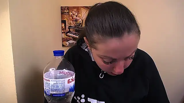  Annabelle Lee online show from October 10, 2025, 6:23 am