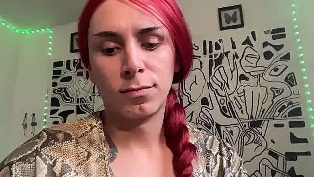 Thematrioshkaoficial24 online show from November 5, 2025, 9:48 pm