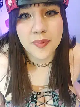 ItsNaiixa online show from February 16, 2025, 4:21 pm