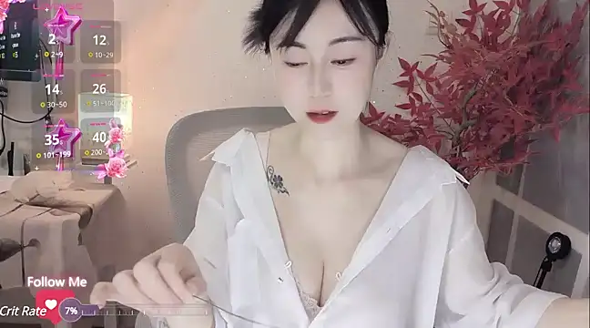 Lisa-s online show from March 5, 2025, 12:55 pm