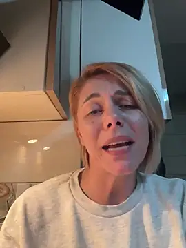 tanyagrey online show from December 21, 2025, 4:58 pm