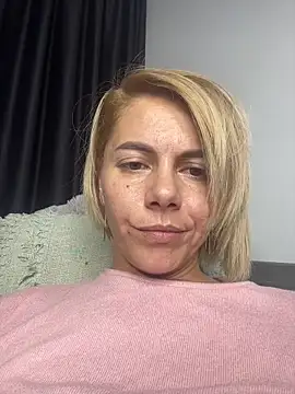 tanyagrey online show from December 22, 2025, 2:36 pm