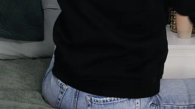 tanyagrey online show from February 26, 2026, 6:45 am