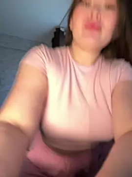 Snapshot of your_toxic_cum chatting on July 4, 2026, 4:02 pm your toxic cum online show from July 4, 2026, 4:02 pm