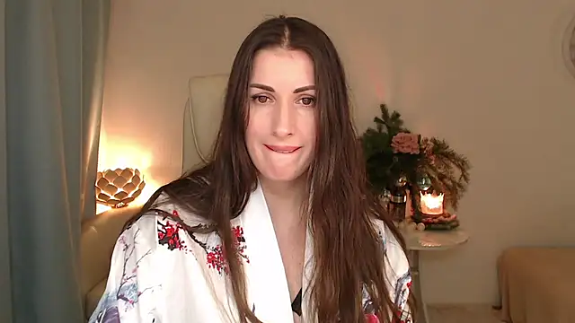 MaryMalory11 online show from December 21, 2025, 6:37 pm