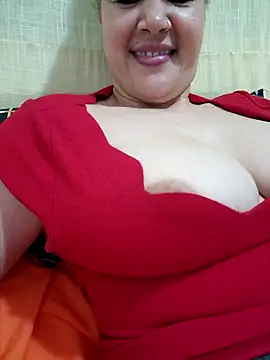 Snapshot of lamorbosa37 chatting on December 18, 2024, 5:00 pm lamorbosa37 online show from December 18, 2024, 5:00 pm