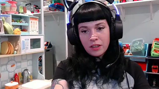 Marcelinegoddess online show from February 19, 2025, 5:49 am