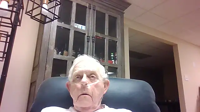 bootlegmanz online show from December 14, 2025, 2:28 am