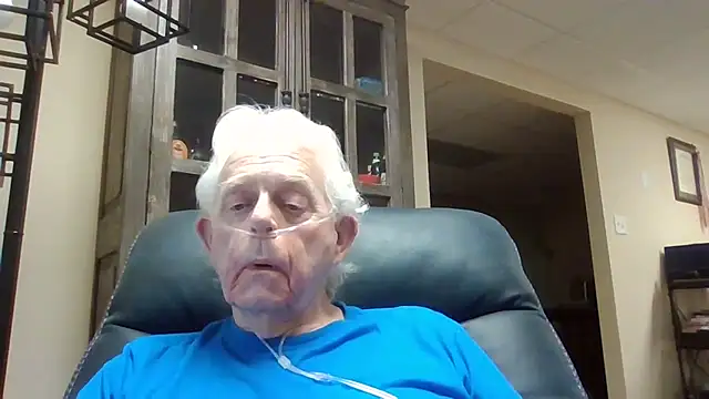 bootlegmanz online show from April 15, 2026, 8:53 pm