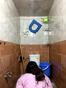 Marewa12 online show from November 15, 2025, 2:35 pm