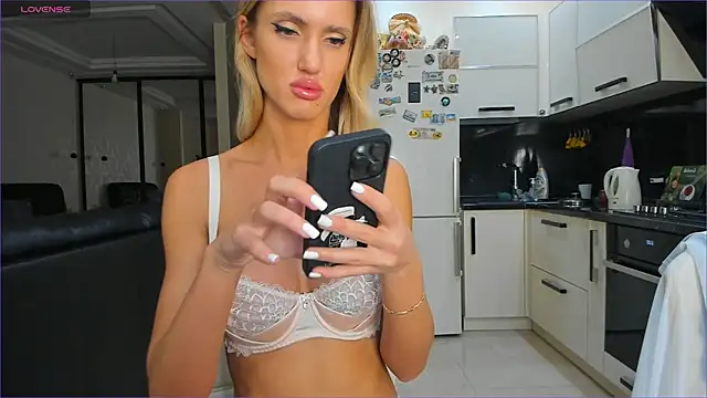 ANNA D ANGEL online show from December 23, 2024, 6:05 pm