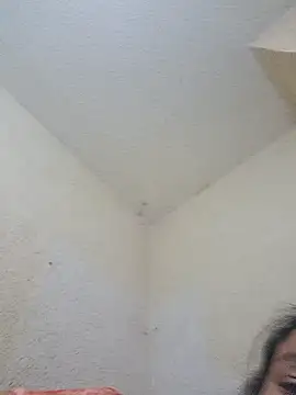 miicheele32 online show from January 18, 2026, 12:14 am