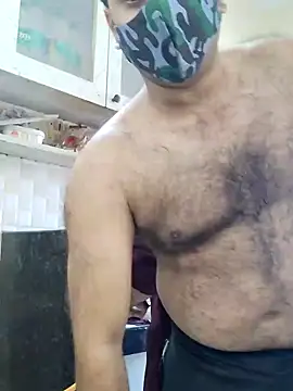 Snapshot of IND_COUPLE1 chatting on December 15, 2024, 5:45 am IND COUPLE1 online show from December 15, 2024, 5:45 am