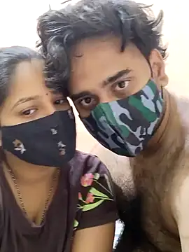 Snapshot of IND_COUPLE1 chatting on January 9, 2025, 6:48 am IND COUPLE1 online show from January 9, 2025, 6:48 am