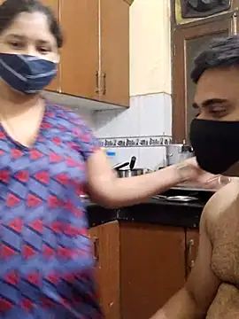 Snapshot of IND_COUPLE1 chatting on February 12, 2025, 2:54 pm IND COUPLE1 online show from February 12, 2025, 2:54 pm