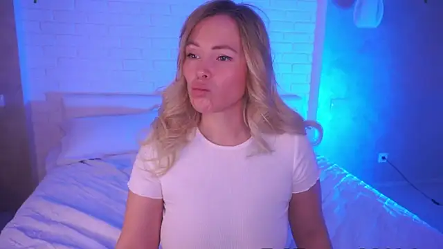 Charming Daphny online show from March 1, 2025, 6:35 am