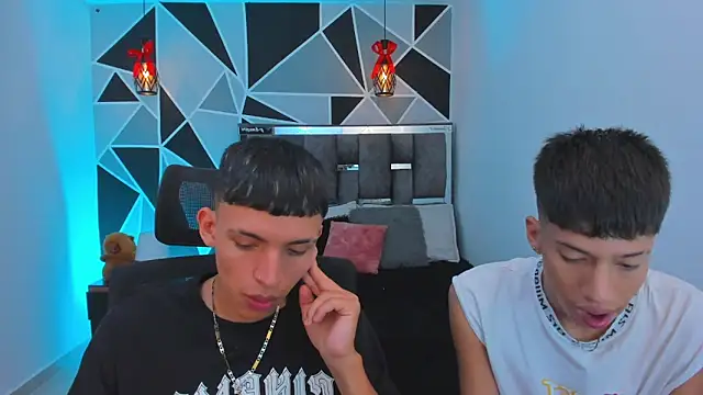 Juan Nd Steven online show from March 10, 2026, 4:06 am