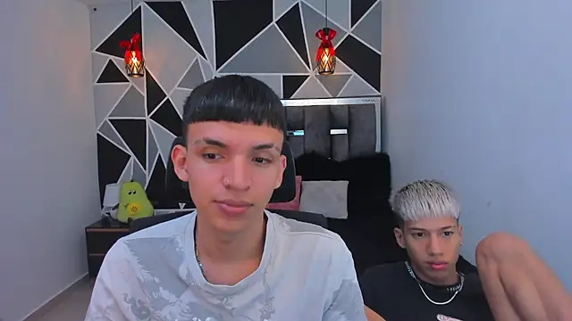 Juan Nd Steven online show from April 19, 2026, 11:42 am