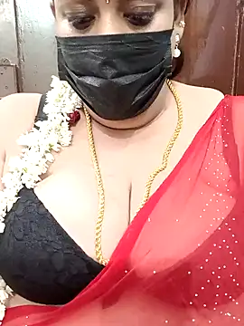 Snapshot of ashikaa_r chatting on December 29, 2024, 9:41 pm ashikaa r online show from December 29, 2024, 9:41 pm