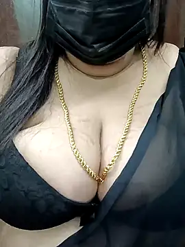 Snapshot of ashikaa_r chatting on January 29, 2025, 6:18 pm ashikaa r online show from January 29, 2025, 6:18 pm