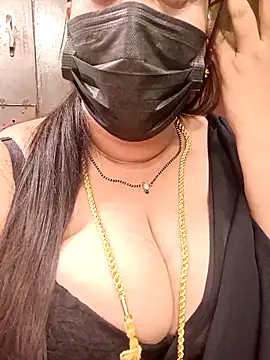 Snapshot of ashikaa_r chatting on March 7, 2025, 12:45 pm ashikaa r online show from March 7, 2025, 12:45 pm